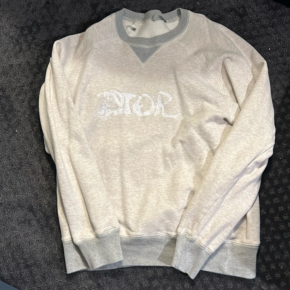 Dior sweatshirt
